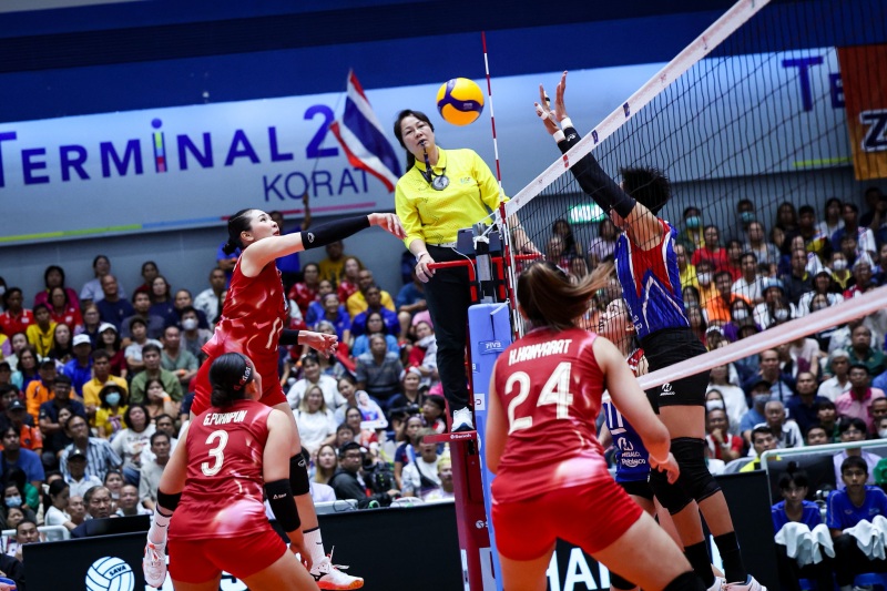 Tuyển bóng chuyền nữ Thái Lan 'chết hụt' trước Philippines ở ngày mở màn SEA V.League 2025 - Ảnh 1
