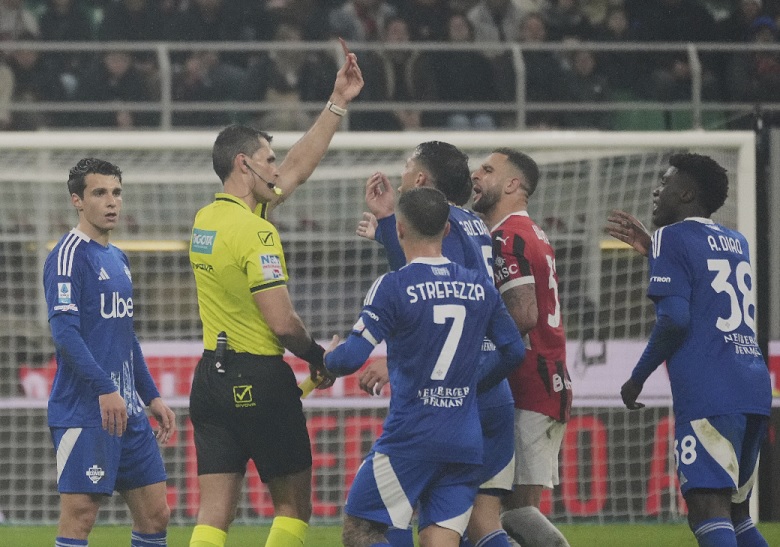 Bị HLV Fabregas ‘đuổi khéo’, Dele Alli cân nhắc giải nghệ ở tuổi 29  - Ảnh 1