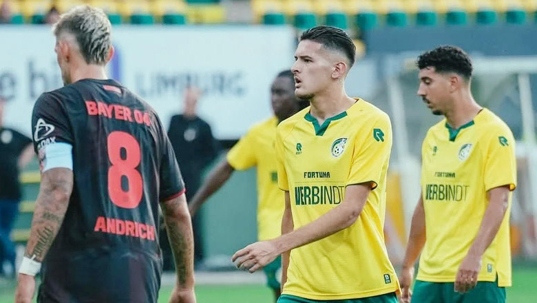 Justin Hubner đọ sức tiền đạo gốc Việt khi đấu giao hữu với Leverkusen - Ảnh 2
