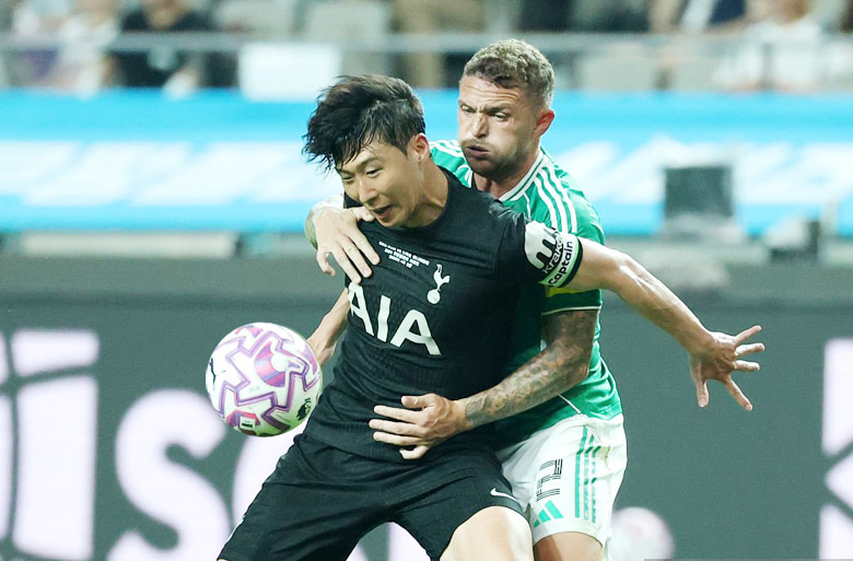 Son Heung Min được tôn vinh khi chơi trận cuối trong màu áo Tottenham - Ảnh 1