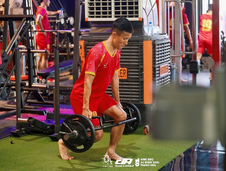 ‘Chiến binh’ Doãn Ngọc Tân tái xuất sau 4 tháng, Thanh Hóa thêm tự tin bước vào V.League 2025/26 - Ảnh 2
