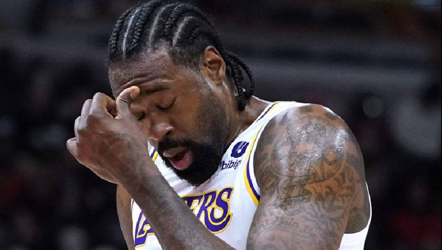 DeAndre Jordan bị Los Angeles Lakers thanh lý 