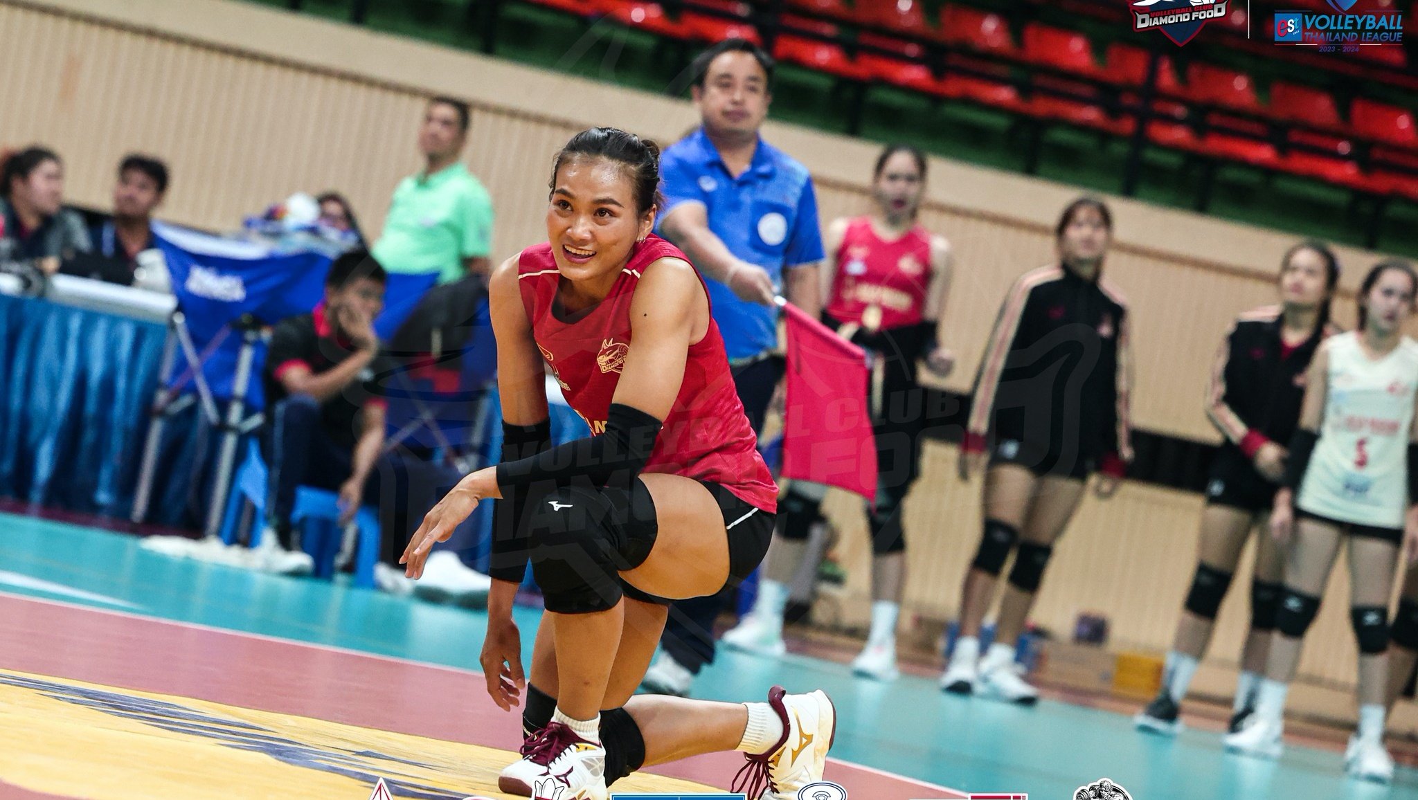 Đội bóng chuyền nữ giàu nhất Việt Nam thuê 'nấm lùn' người Thái ở cúp VTV9 - Bình Điền 2024