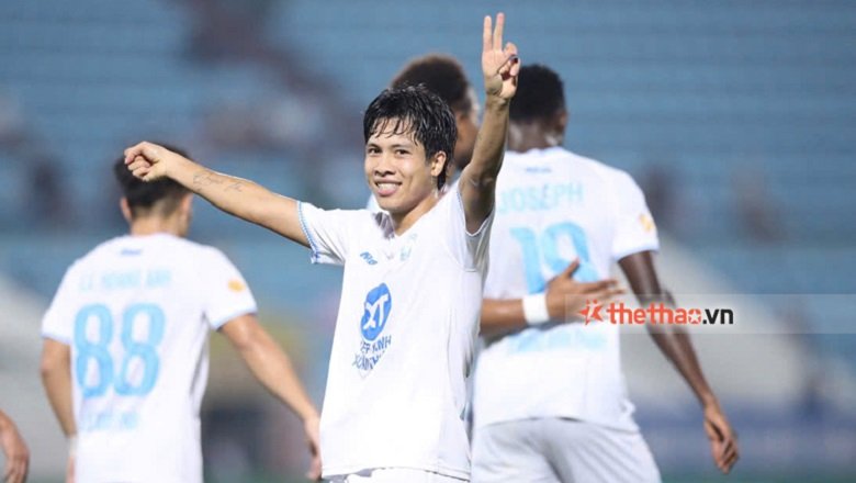 Nam Định chỉ góp 2 đại diện trong đội hình tiêu biểu V.League 2024/25