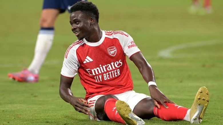 Saka chấn thương, khó cùng Arsenal đại chiến MU ở vòng 1 Ngoại hạng Anh
