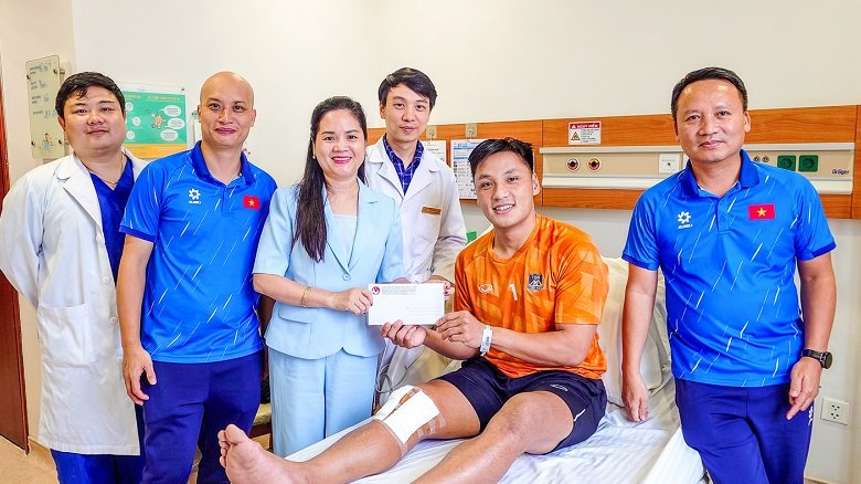 Thủ môn số 1 ĐT futsal Việt Nam chấn thương nặng, mất cơ hội tham dự SEA Games 33