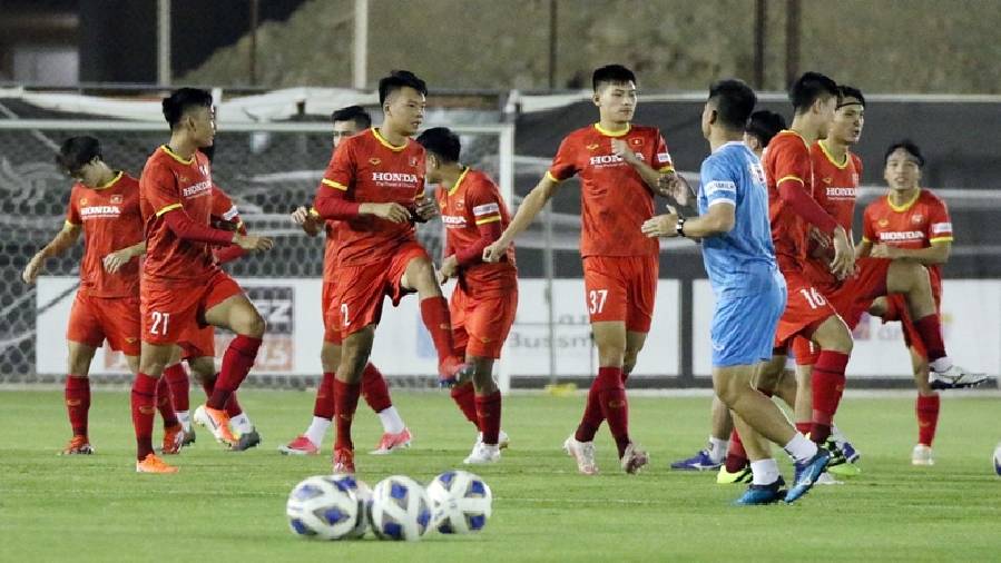 ĐT Việt Nam giảm khối lượng tập luyện, giải tỏa tâm lý trước trận gặp Saudi Arabia