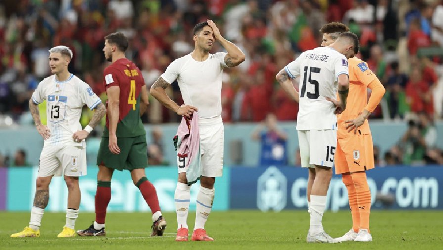 FIFA thừa nhận sai lầm khi Bồ Đào Nha được hưởng phạt đền ở trận thắng Uruguay