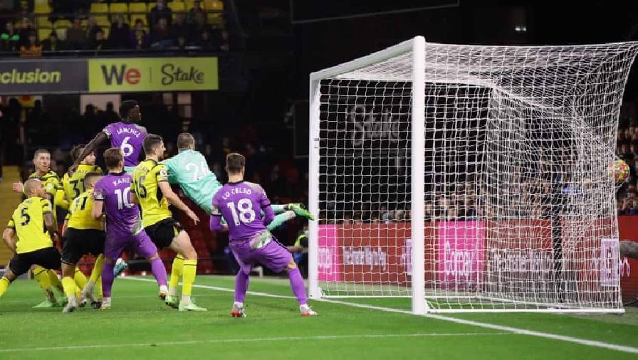 Sanchez ghi bàn ở phút 90+6, Tottenham thắng nghẹt thở Watford