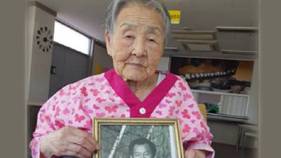 Mẹ HLV Park Hang Seo qua đời