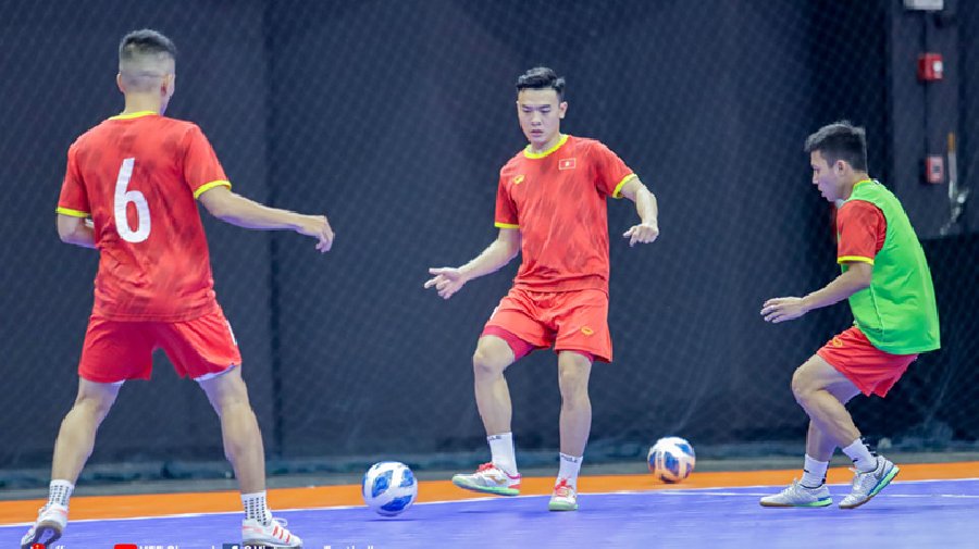 ĐT Futsal Việt Nam tập làm quen sân trước thềm giải Đông Nam Á