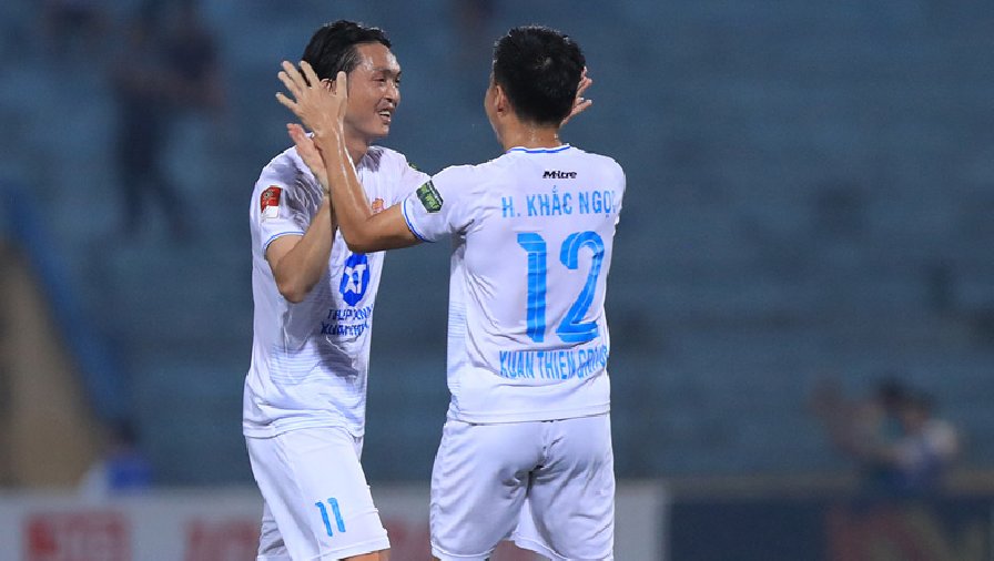 Sơ suất hy hữu ở V.League: Nam Định đăng ký số áo sai luật cho Tuấn Anh