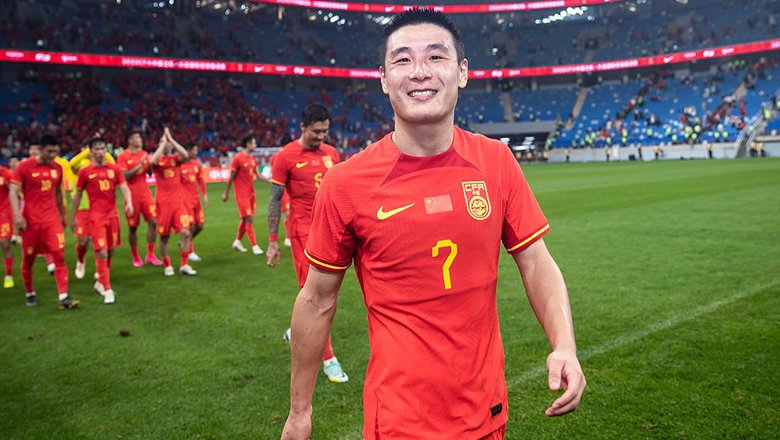 Trung Quốc mất Wu Lei trong trận cầu sinh tử với Indonesia