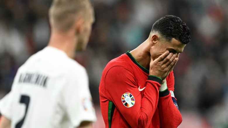 Ronaldo và kỳ EURO ác mộng: Penalty còn trượt, anh giải nghệ được rồi!