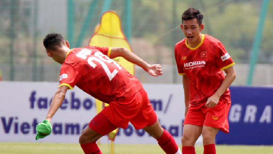 Hai Long đeo băng đội trưởng U23 Việt Nam gặp Myanmar