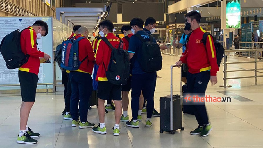ĐT Việt Nam có mặt ở sân bay đi Indonesia ngay sau trận đấu với Myanmar