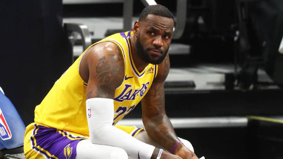 Tin xấu cho Lakers, Lebron James sẽ bỏ lỡ trận đấu đầu tiên ở NBA mùa này