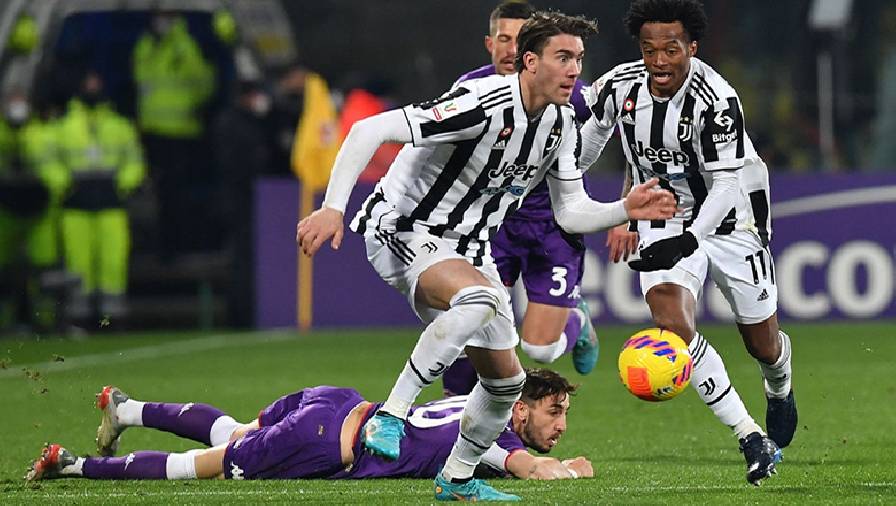 Juventus thắng Fiorentina ở bán kết Cúp QG Italia bằng bàn phản lưới phút bù giờ