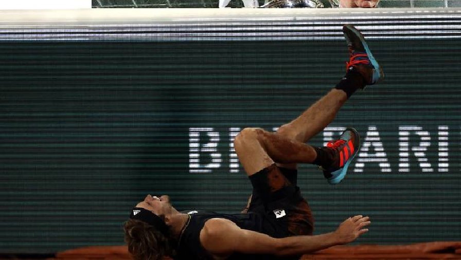 Vì sao Zverev bỏ cuộc ở trận bán kết Roland Garros 2022 với Nadal?
