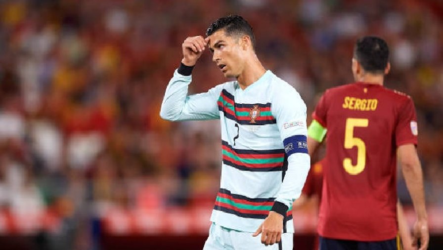 Video highlights Tây Ban Nha vs Bồ Đào Nha: Ronaldo im tiếng