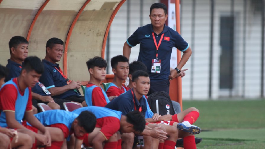 HLV U16 Việt Nam mắng gay gắt học trò dù thắng 5-0