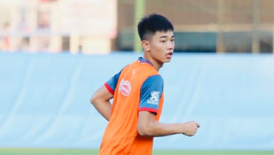 Cầu thủ trẻ hay nhất hạng Nhất Quốc gia nói điều đặc biệt về Văn Toàn