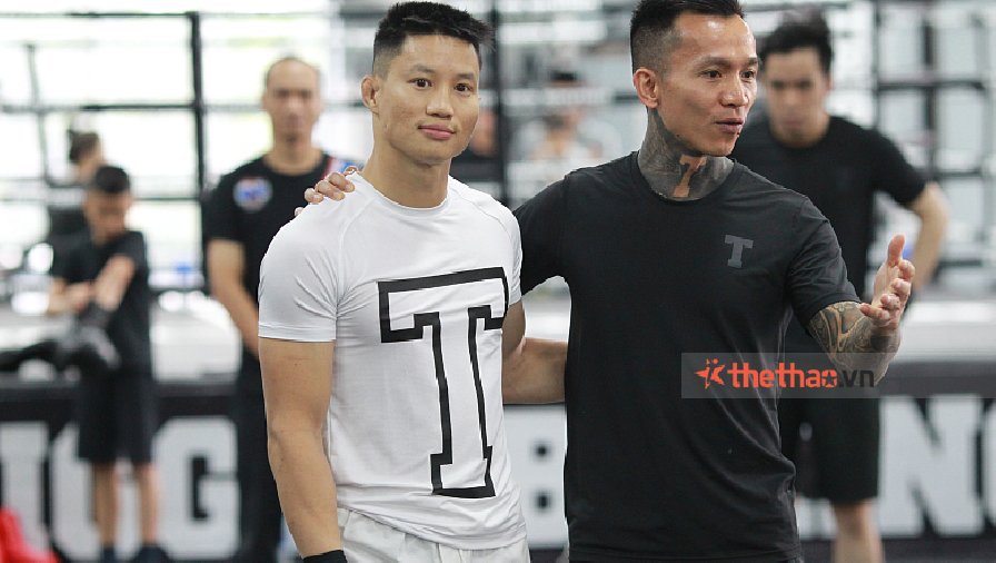 Ben Nguyễn tập luyện, giao lưu cùng người hâm mộ MMA Hà Nội