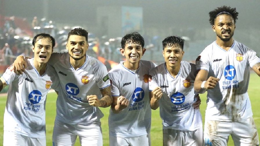 Nam Định lập cột mốc mới ở V.League, xứng danh ứng cử viên vô địch nặng ký