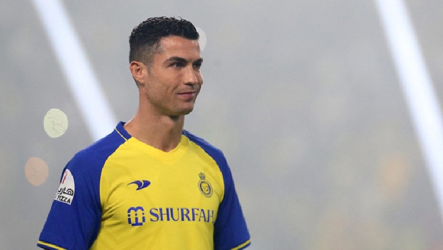 Ronaldo: Nhiều CLB châu Âu mời chào, nhưng tôi chỉ cam kết với Al Nassr