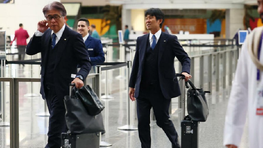 ĐT Nhật Bản thua Iran, HLV Moriyasu bỏ về nước trước các học trò 