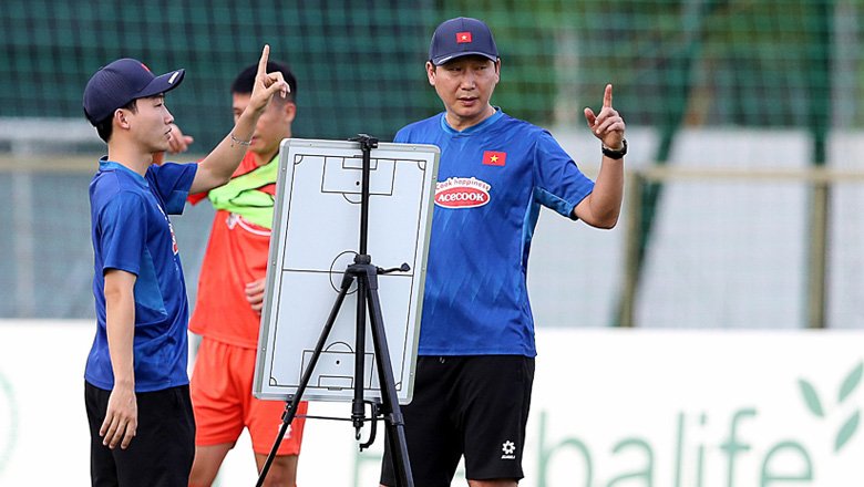 Hai Long ghi bàn giúp ĐT Việt Nam thắng đối thủ đàn em