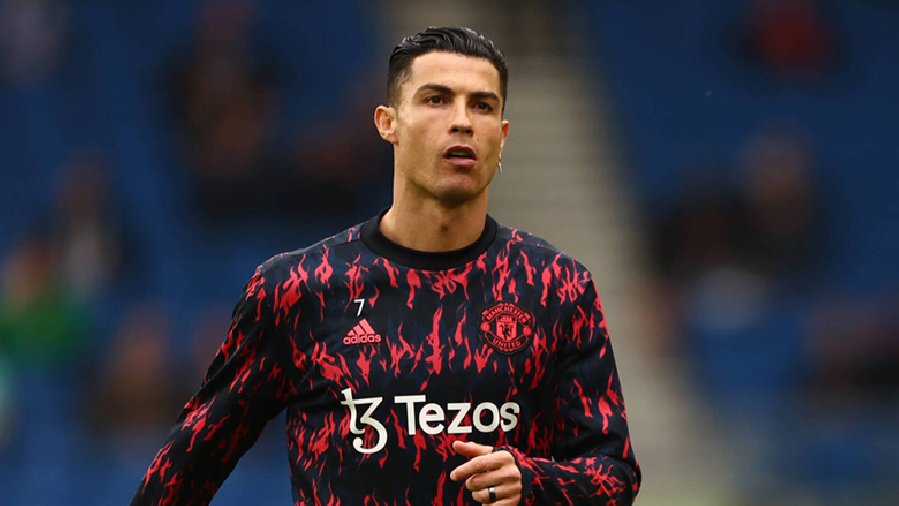 Ronaldo vắng mặt 'bất thường' ở buổi tập của MU sau khi đệ đơn đòi đi