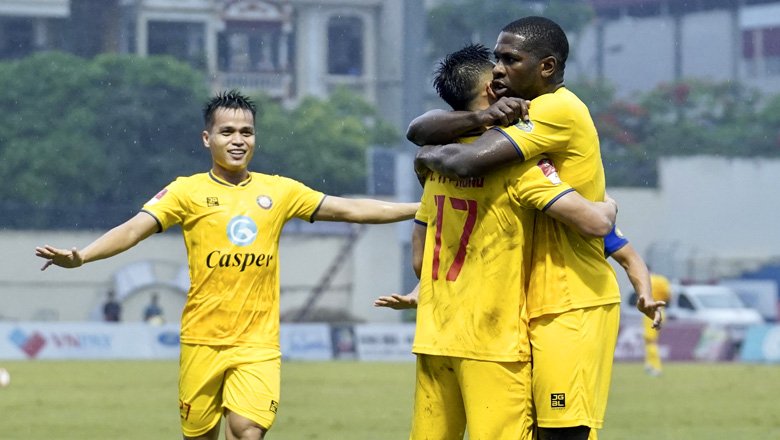 Ngược dòng hạ Nam Định, Thanh Hóa hẹn Hà Nội FC ở chung kết Cúp quốc gia