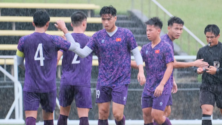 U17 Việt Nam thắng CLB Nhật Bản 7-0