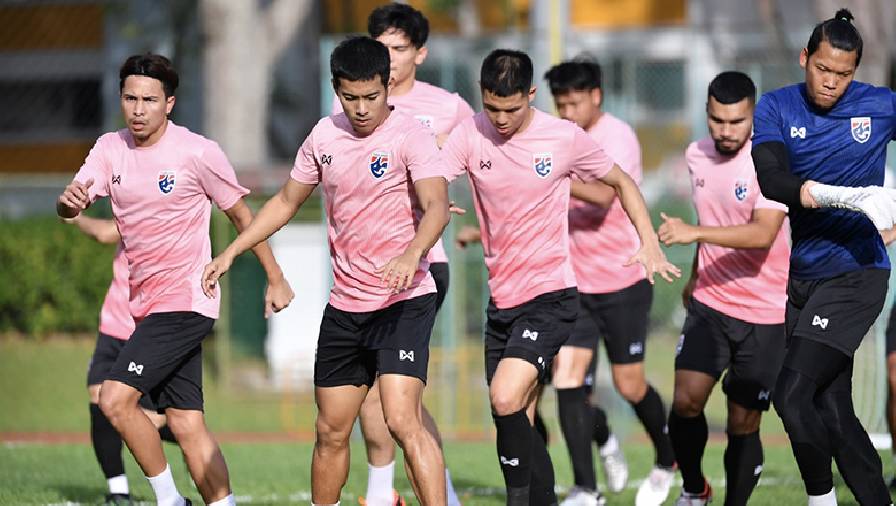 ĐT Thái Lan tập nặng để rèn ‘bài tẩy’ cho AFF Cup 2021