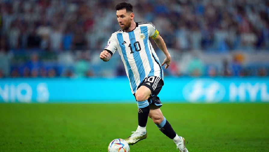 Messi phải đi kiểm tra doping sau khi giúp Argentina đánh bại Australia