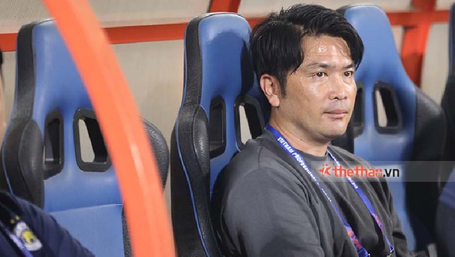 Hà Nội FC thắng đậm vẫn bị HLV Nhật Bản chê đá không tốt