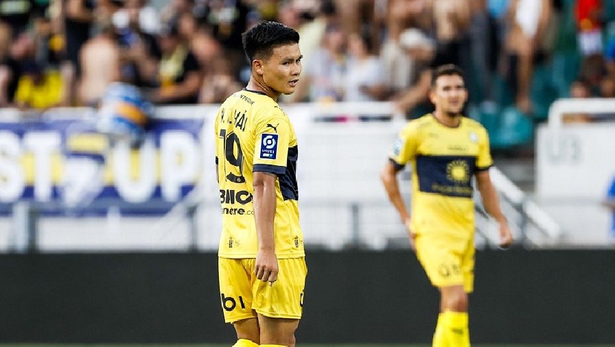 Quang Hải chia tay Pau FC: Đi thật xa để trở về