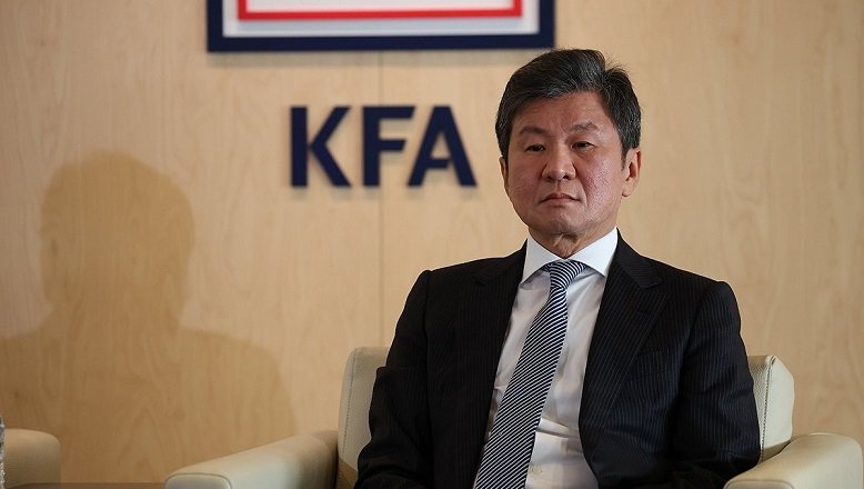 Chủ tịch LĐBĐ Hàn Quốc: 'Chúng tôi bổ nhiệm Sir Alex Ferguson mọi người cũng không hài lòng'