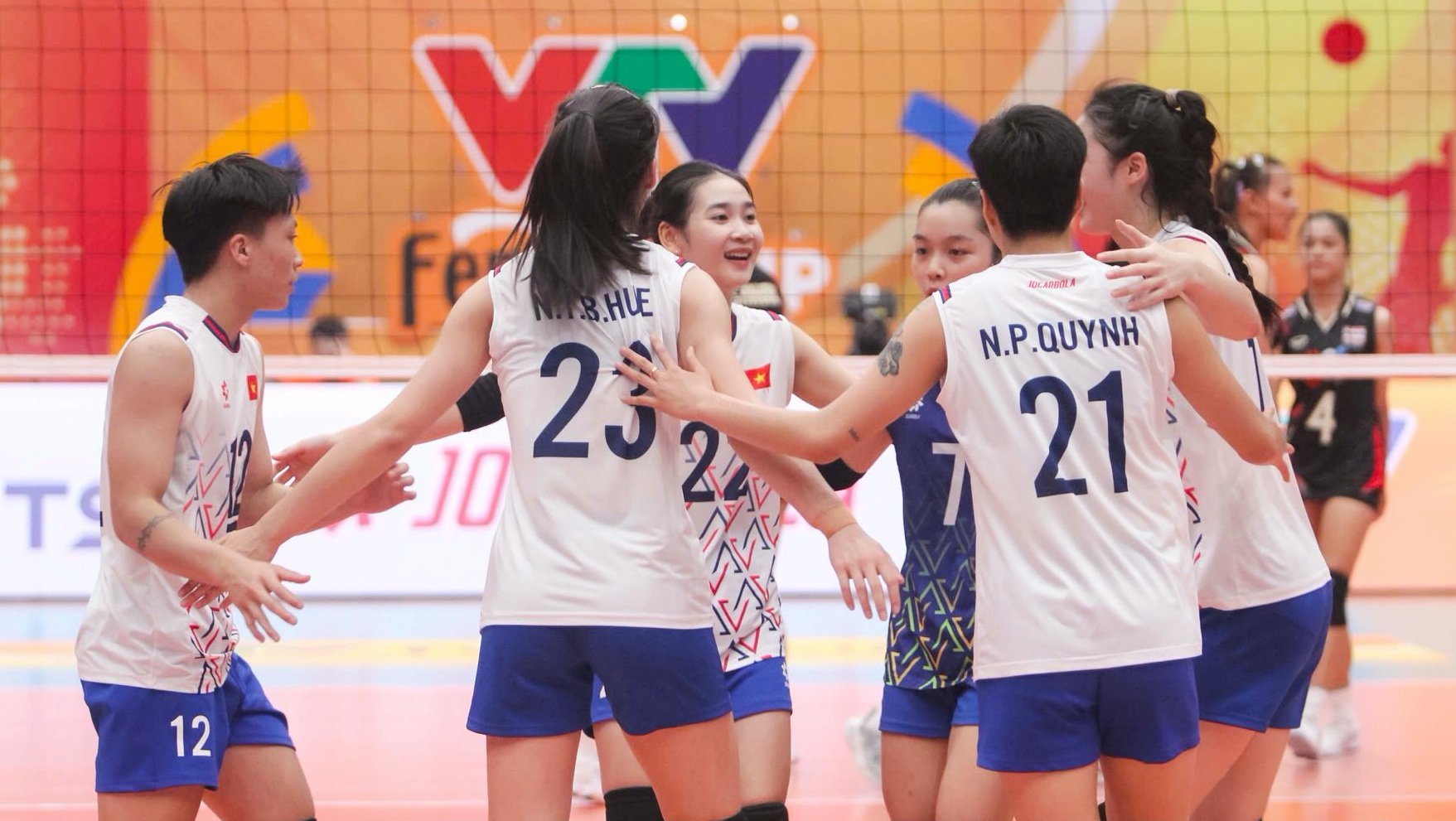 Tuyển bóng chuyền trẻ Việt Nam 'trả nợ' bất thành trước Thái Lan ở VTV Cup 2025