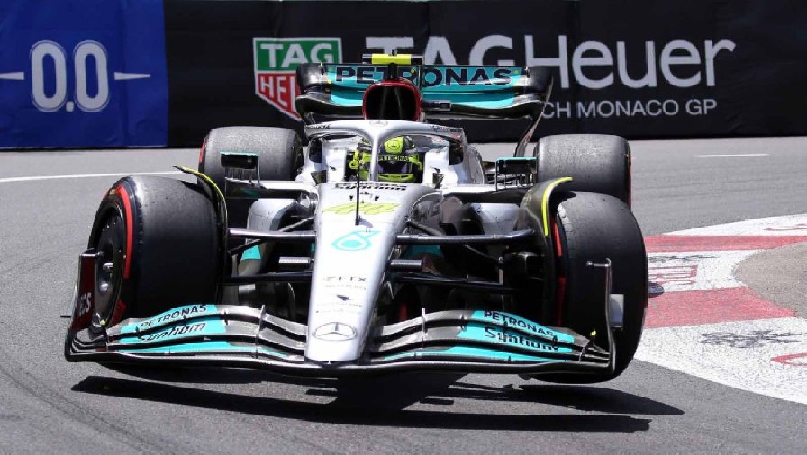 Hamilton có nguy cơ tổn thương não vì 'đường đua lắm ổ gà' của F1 2022