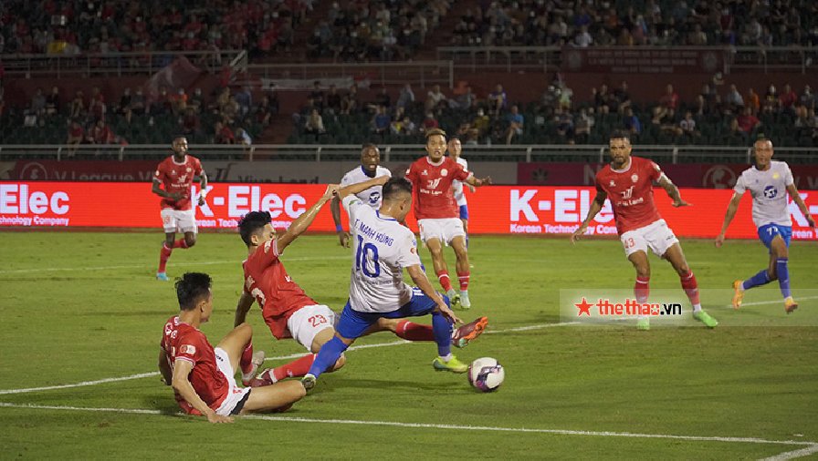 Cầu thủ Nam Định nhận thưởng 1,2 tỷ đồng sau chiến thắng trước TPHCM