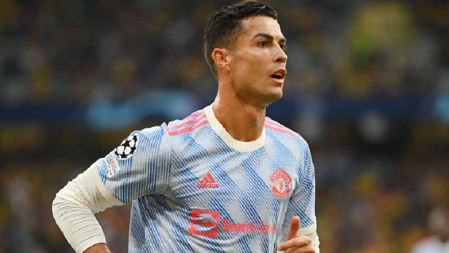 Lương Ronaldo năm 2021, mức lương của CR7 tại MU là bao nhiêu?