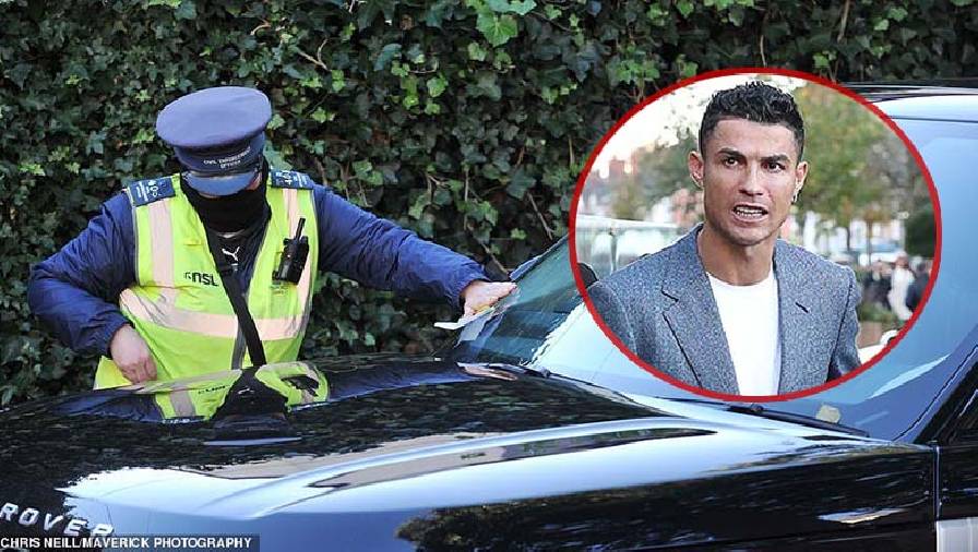 Ronaldo đỗ xe sai quy định khi đi ăn cùng với toàn đội MU