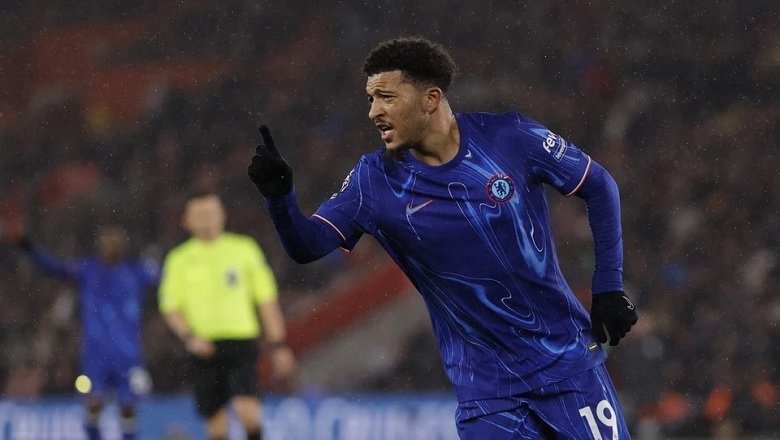 Sancho mở tài khoản, Chelsea đại thắng 5 sao