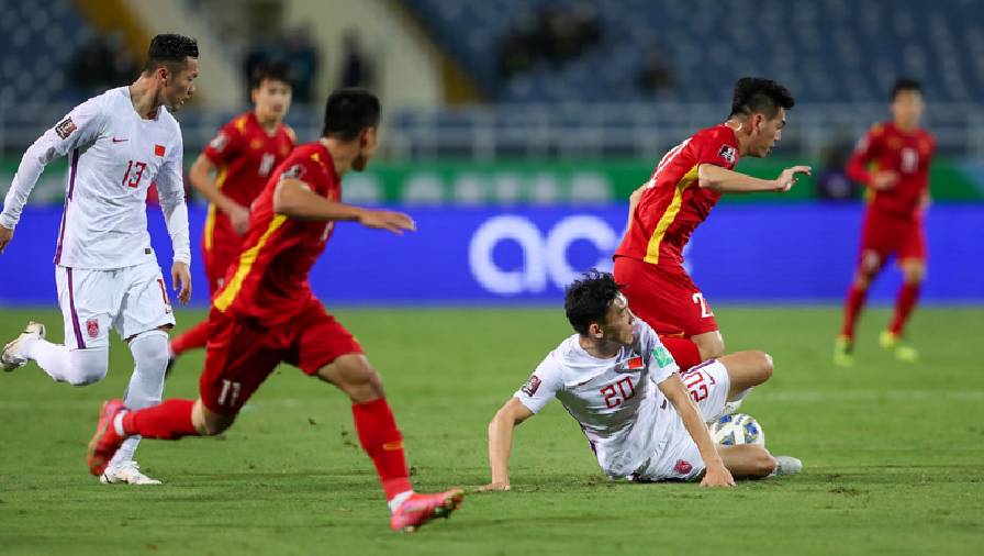 Cổ động viên bất mãn vì bóng đá Trung Quốc ‘trọng nam khinh nữ’