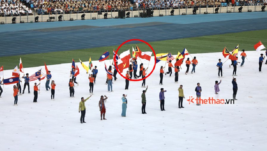 Campuchia phải xin lỗi đoàn thể thao Indonesia vì vụ cầm ngược cờ ở lễ khai mạc SEA Games 32