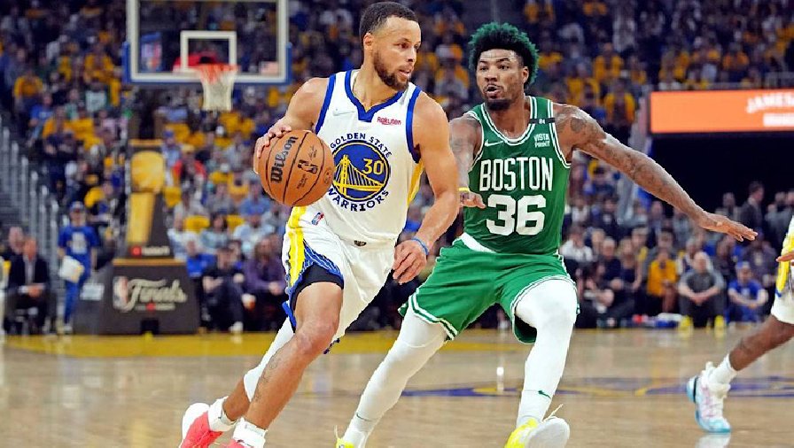 Golden State Warriors dễ dàng vùi dập Boston Celtics