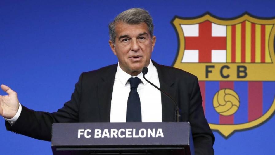 Chủ tịch Joan Laporta họp báo giải thích lý do Barca chia tay Messi