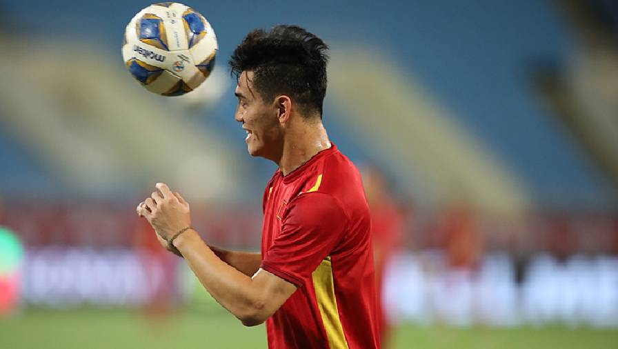 ĐT Việt Nam luyện bóng bổng trong buổi tập cuối trước trận gặp Australia